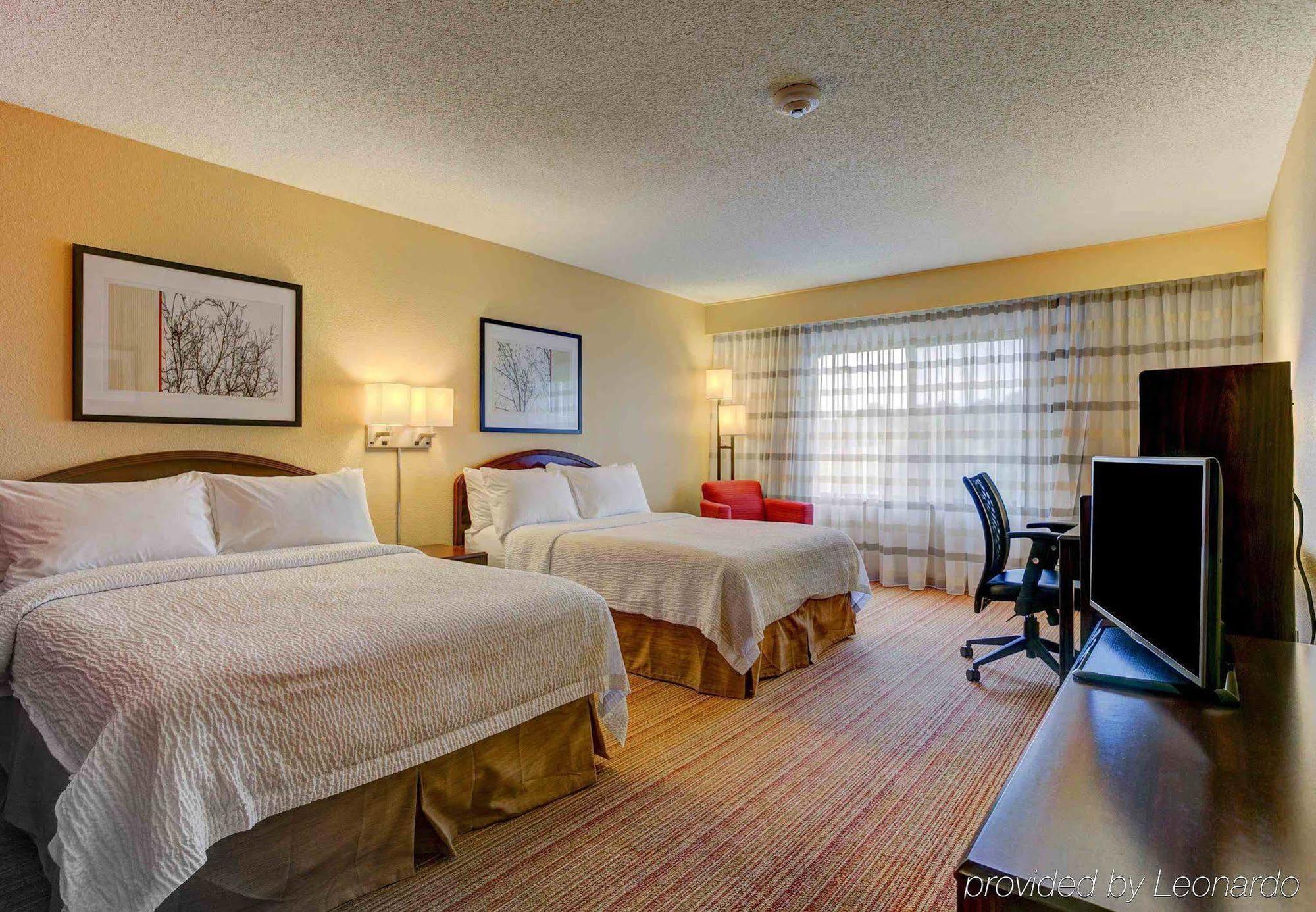 Courtyard Paducah West Hotel Екстериор снимка